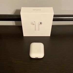 Refurbished Apple AirPods 2 with charging case (not wireless charging)